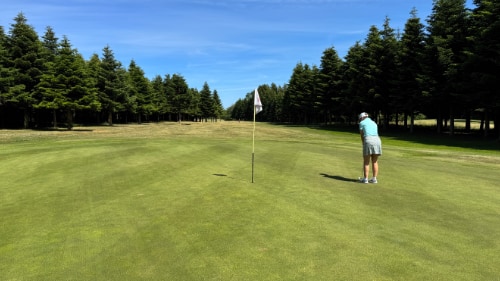 Gudhjem Golfklub – Rø Golfbaner