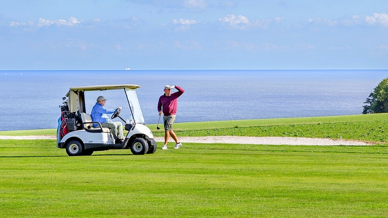 Gudhjem Golfklub – Rø Golfbaner